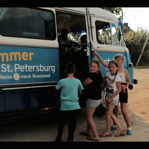 Einsieg in den Robur-Bus - Krasnolessje